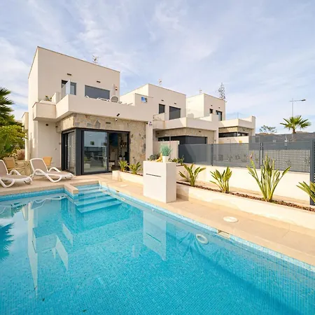 Serena Villa *